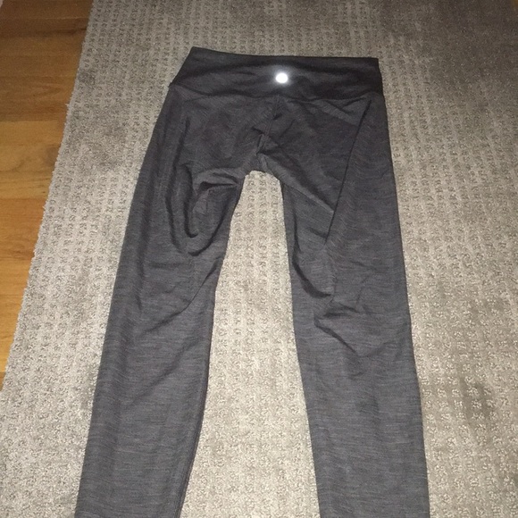 Gray lululemon leggings(wunder under) - Picture 2 of 3